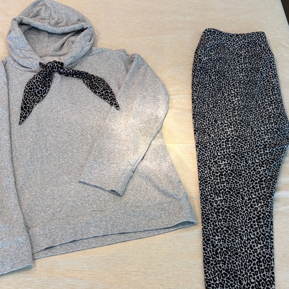T by Talbots Gray Hoodie and Leopard Print Leggings and Hoodie